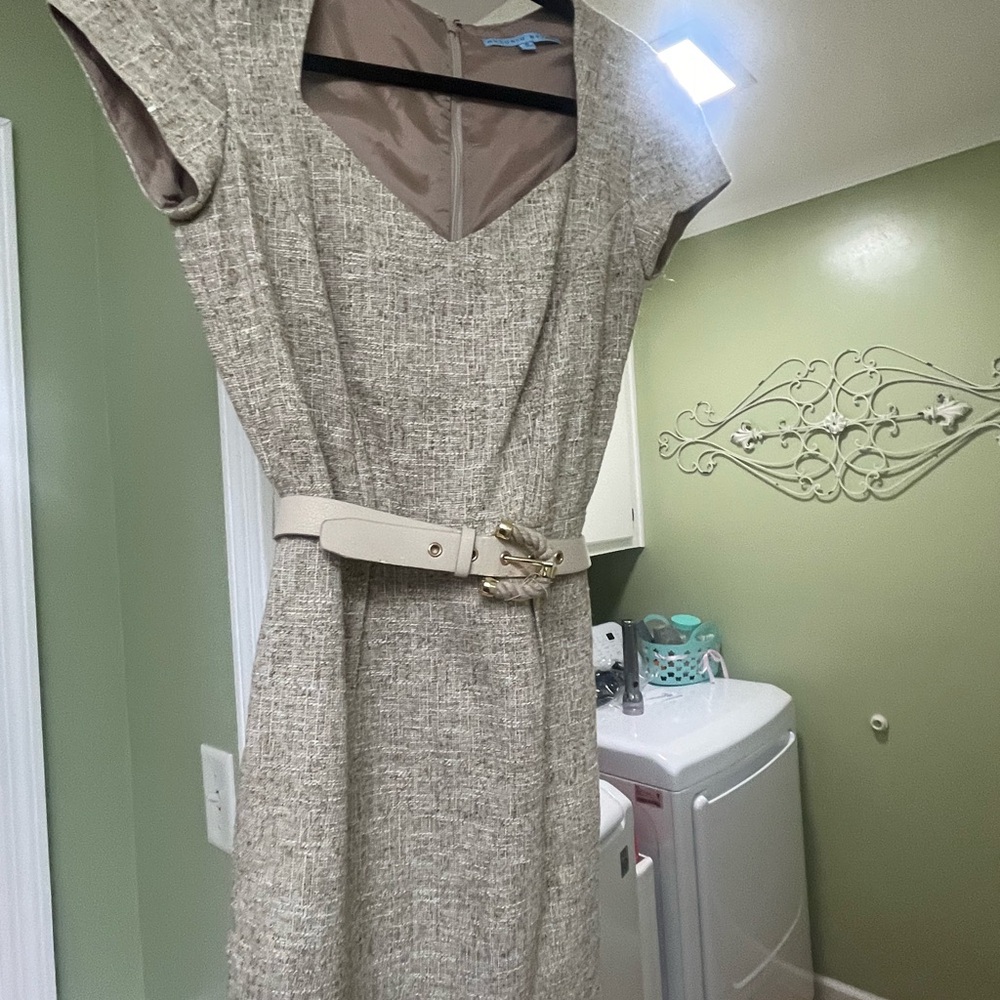 Antonio Melani beige tweed belted dress. Size O